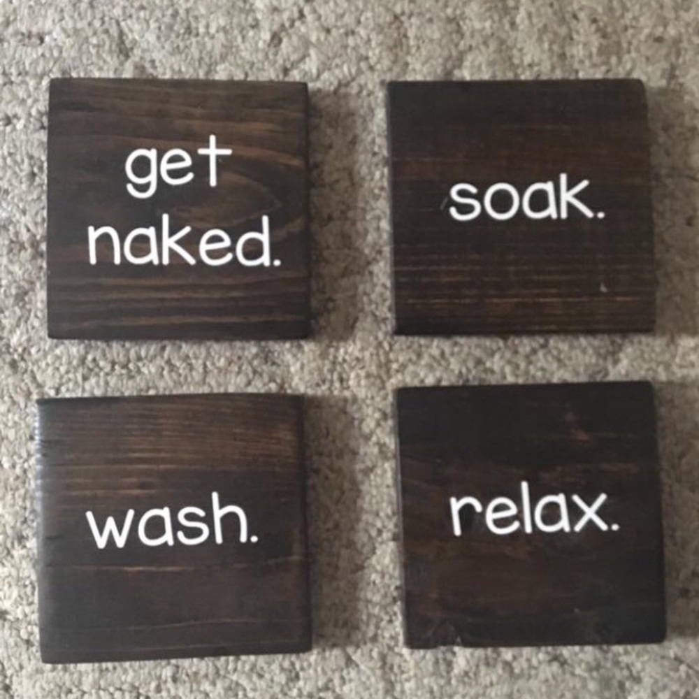 Bathroom decor